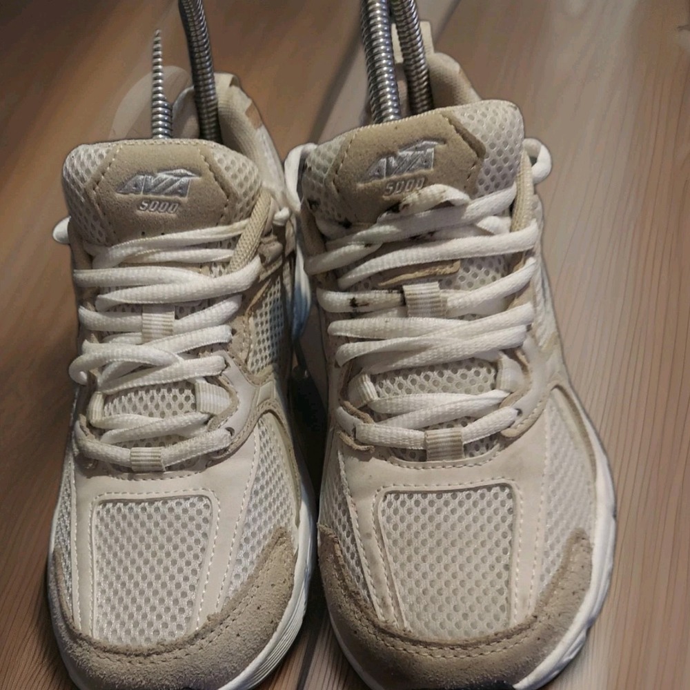 AVIA Women's 5000 Performance Sneakers Odor Control• Memory Foam SZ 6.5 *flaw*